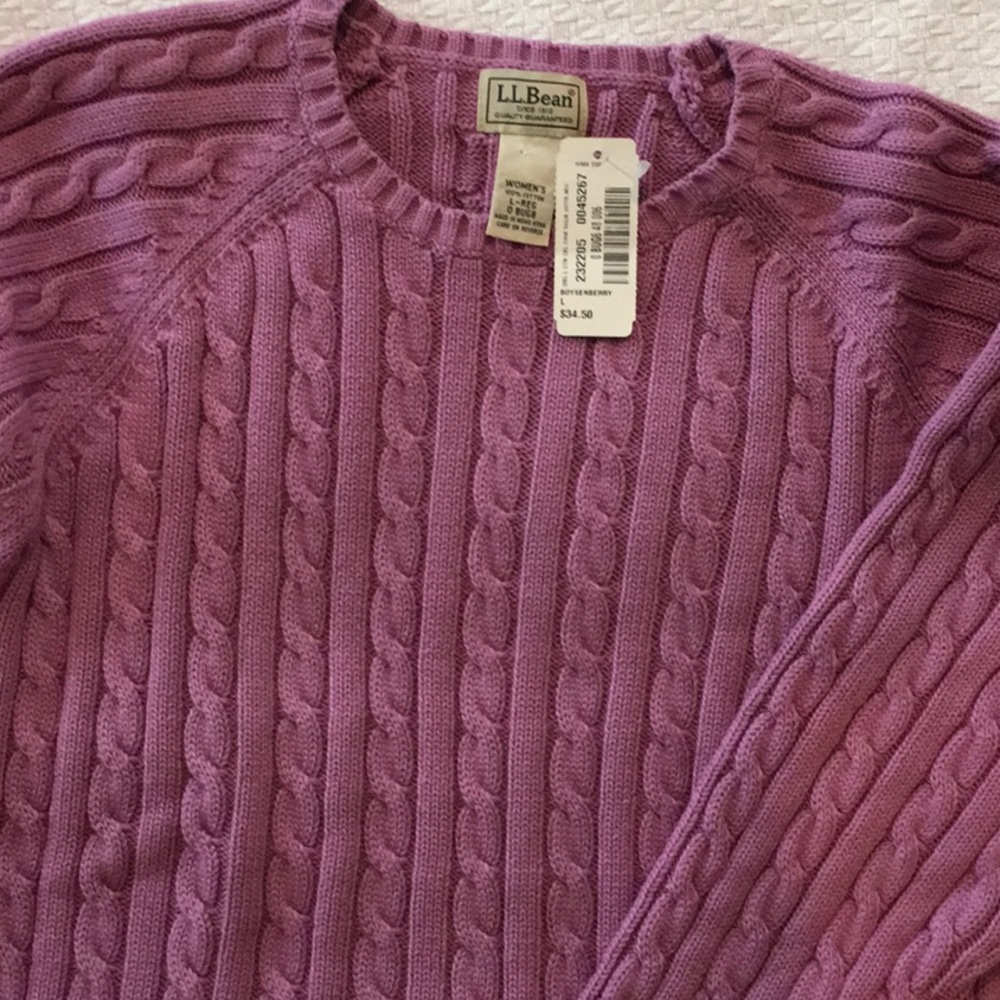 NWT’s LL BEAN Cable Crew Sweater in Boysenberry